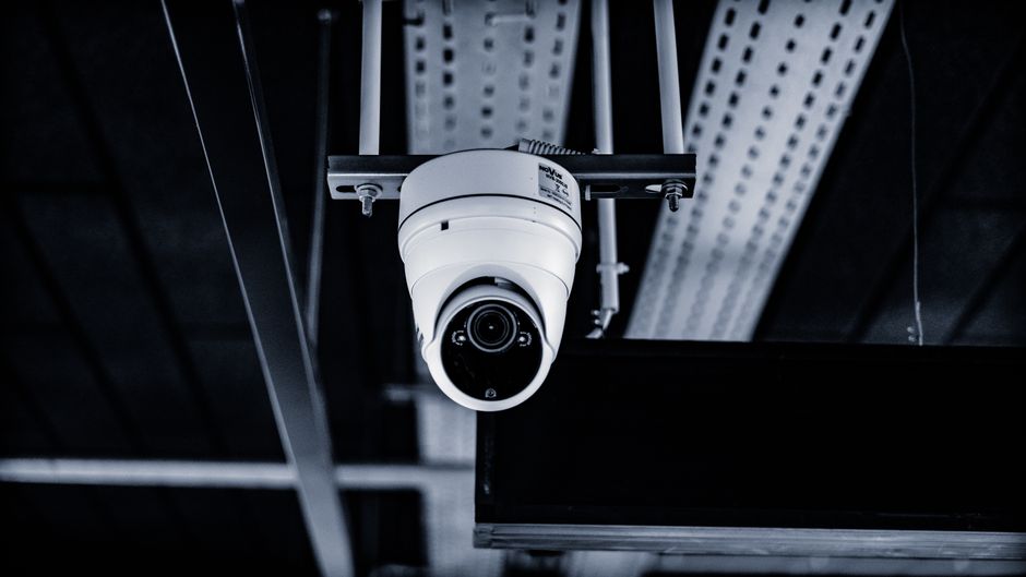 Cámara domo de videovigilancia de alta calidad montada en interior